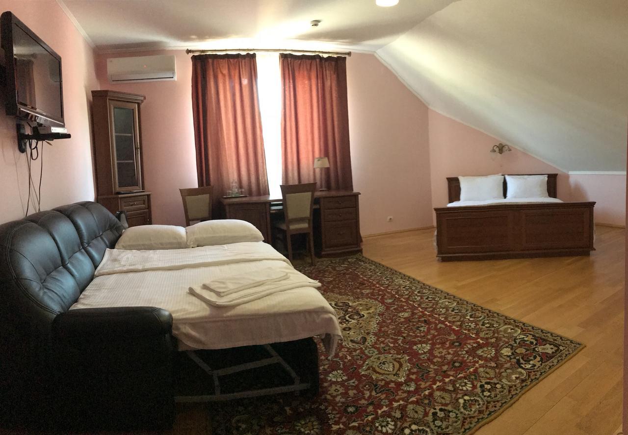 Complex Vivcharyk Hotel Skole Bagian luar foto
