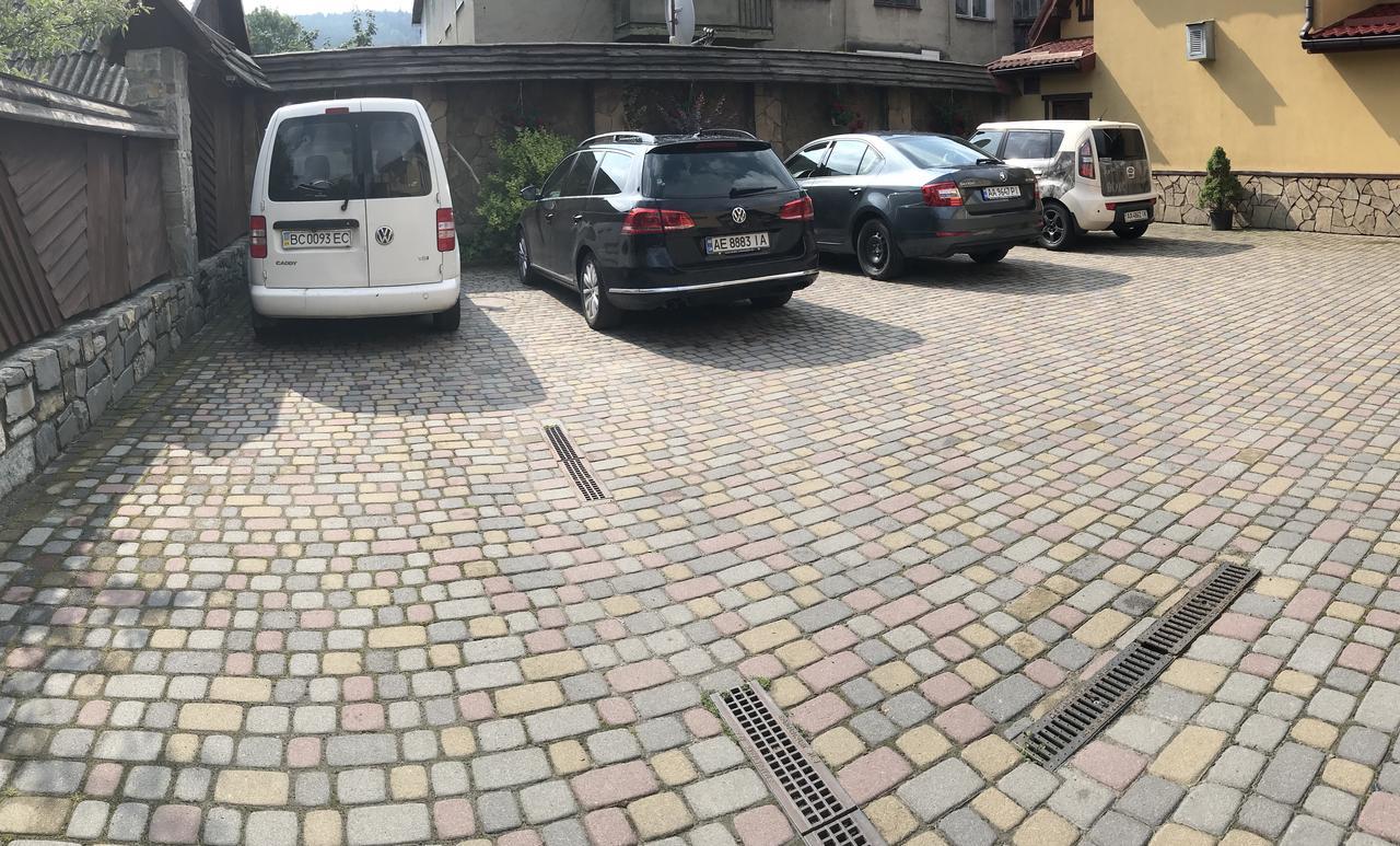 Complex Vivcharyk Hotel Skole Bagian luar foto